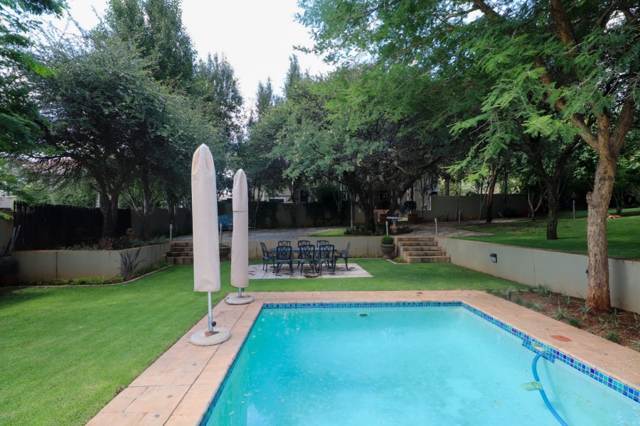 5 Bedroom Property for Sale in Wilkoppies North West